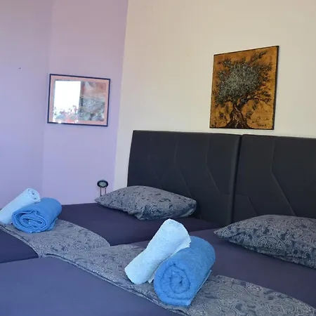 Lodge Sunray For Two In
